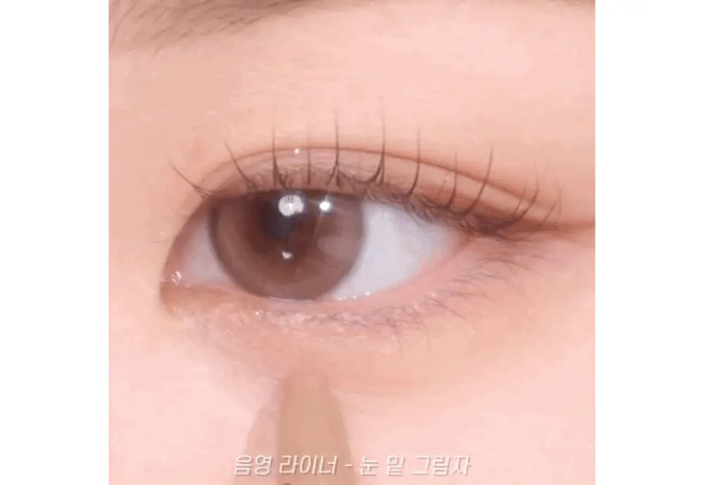 [음영필수] 키스미 히로인메이크 언더 아이 듀얼 펜슬 라이너 3종 (애굣살치트키) 상세페이지 12